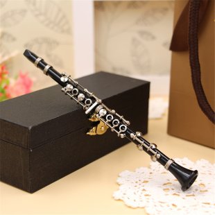 Mini Clarinet Model Musical Instrument Miniature Desk Decor Display with black leather box + bracket 13.5cm_Black clarinet 1/8 ratio